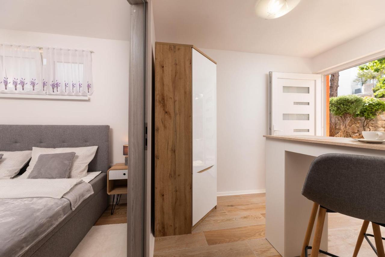 Apartments Vugrin Шіло Екстер'єр фото