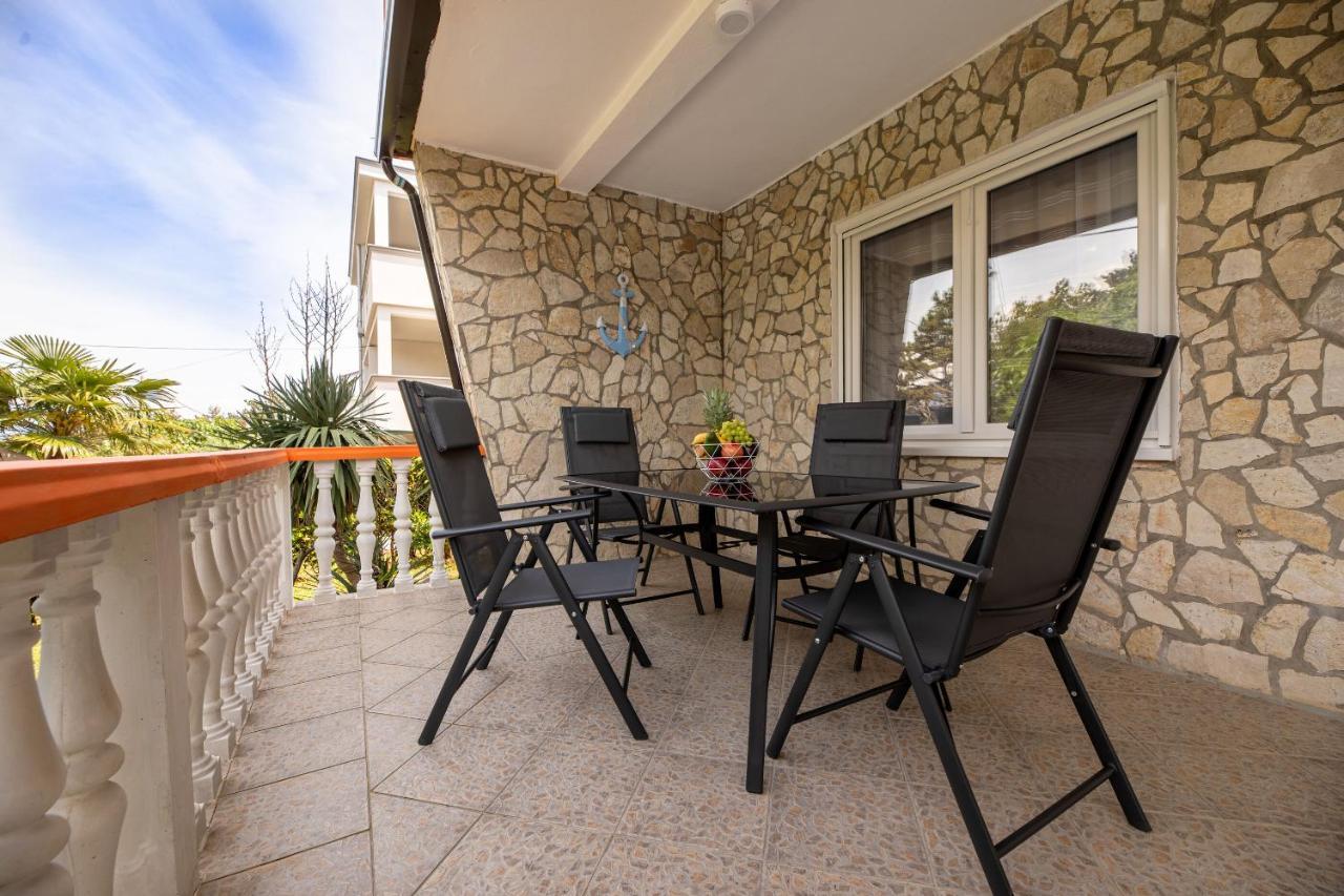 Apartments Vugrin Шіло Екстер'єр фото