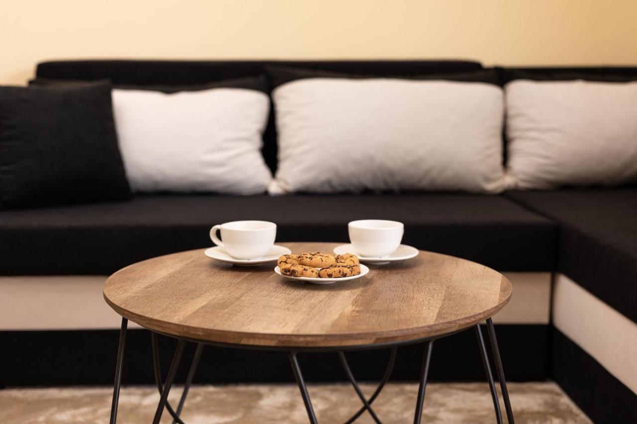 Apartments Vugrin Шіло Екстер'єр фото